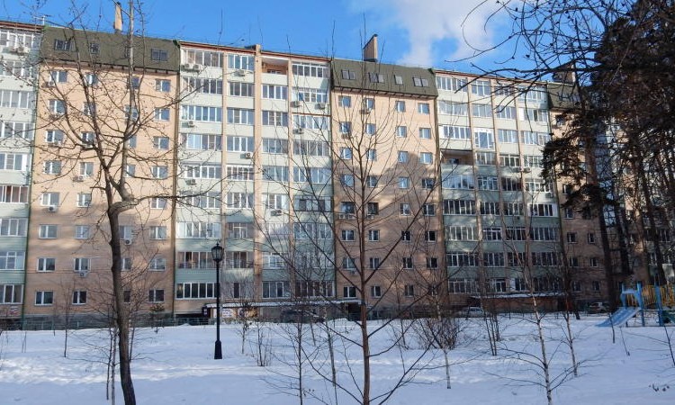 Жилой дом на ул. Героев Курсантов