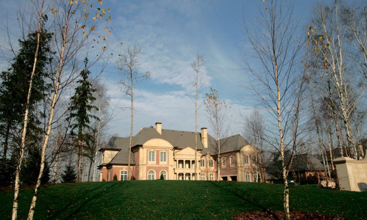 Agalarov Estate (Агаларов Эстейт)