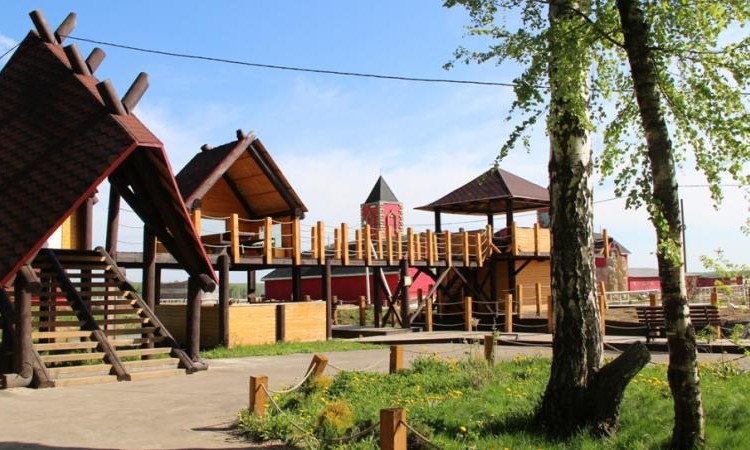 Конное подворье